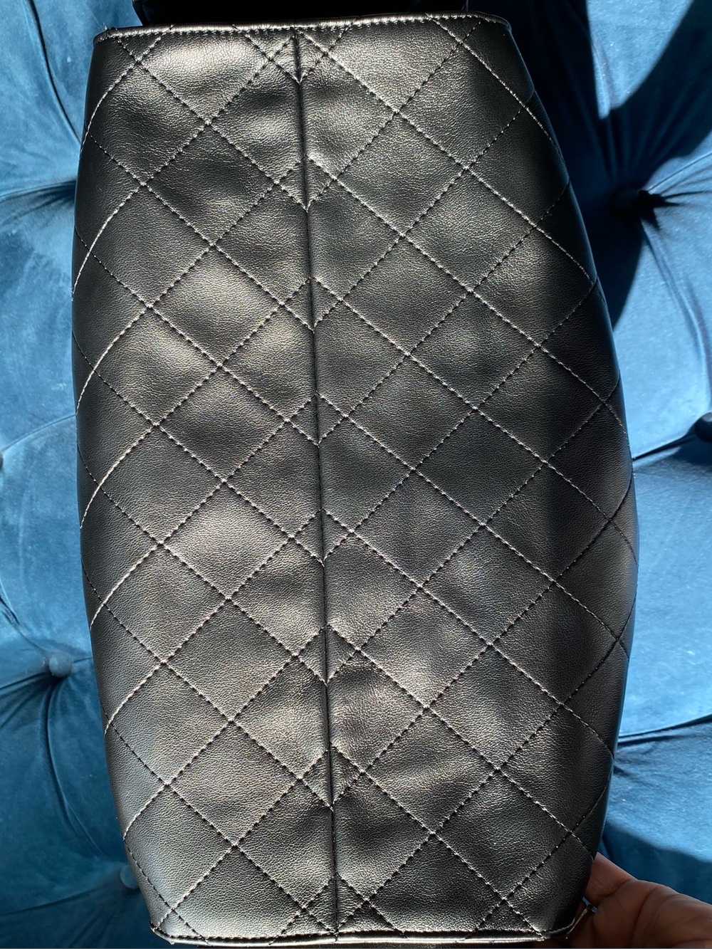 BLACK QUILTED CHAIN SHOULDER BAG - Picture 9 of 17